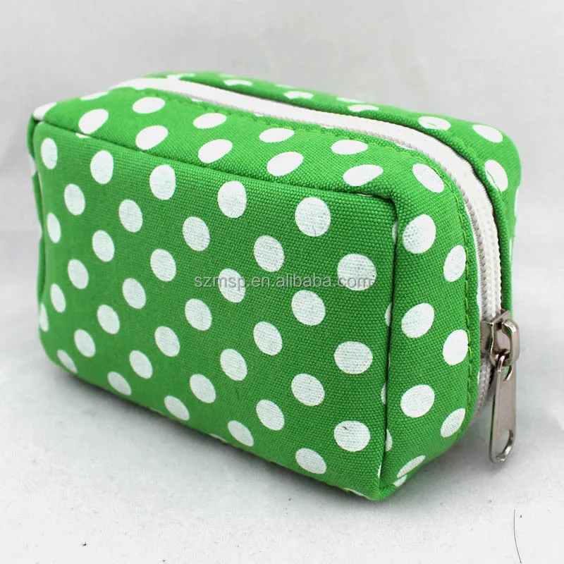 

Polka dot portable canvas essential oils pouch for 10 & 5ml x 6 vails