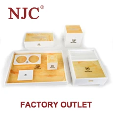 06NJCYF.jpg