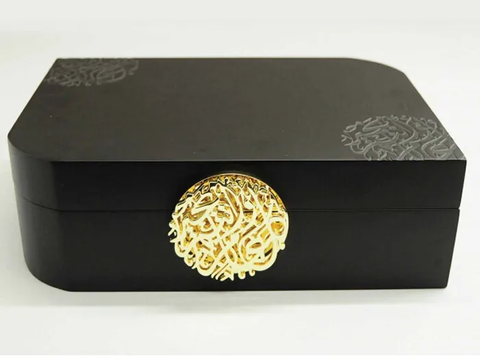 Customerized design wholesale luxury plain gift wooden box.jpg