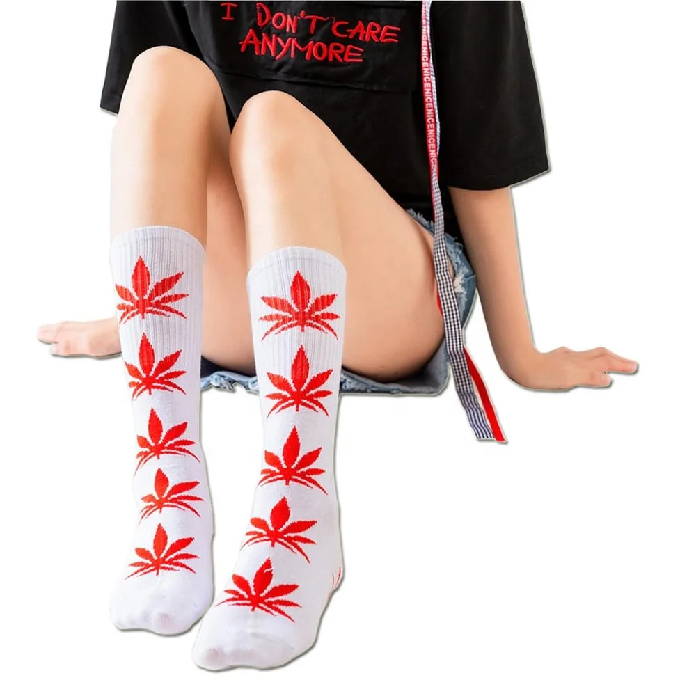 Mid calf maple leaves socks cotton men's vivid pot leaf socks crew fashion weed sock
