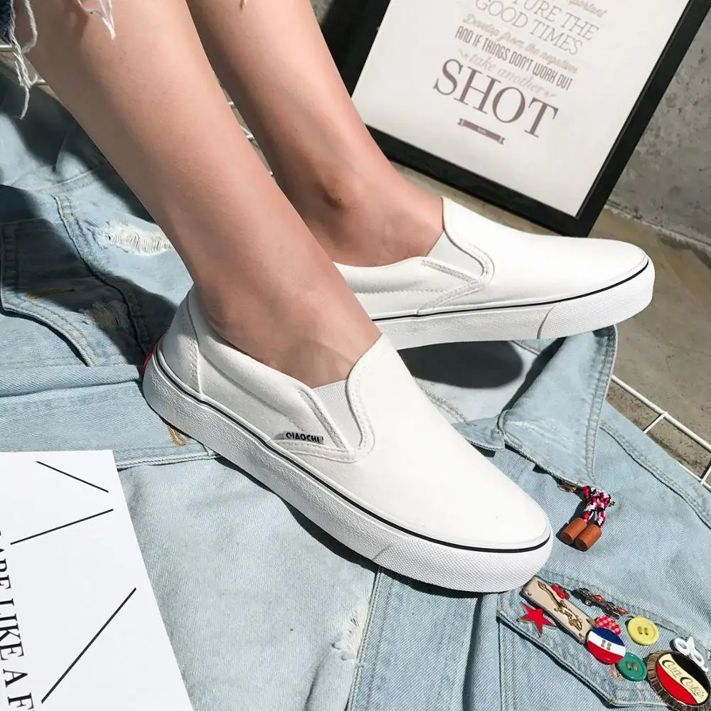 
High Quality White Men shoe canvas sneaker Flat mens breathable slip on shoes 