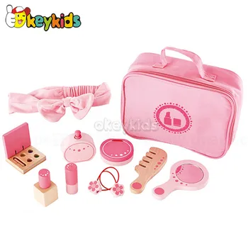 toy makeup bag