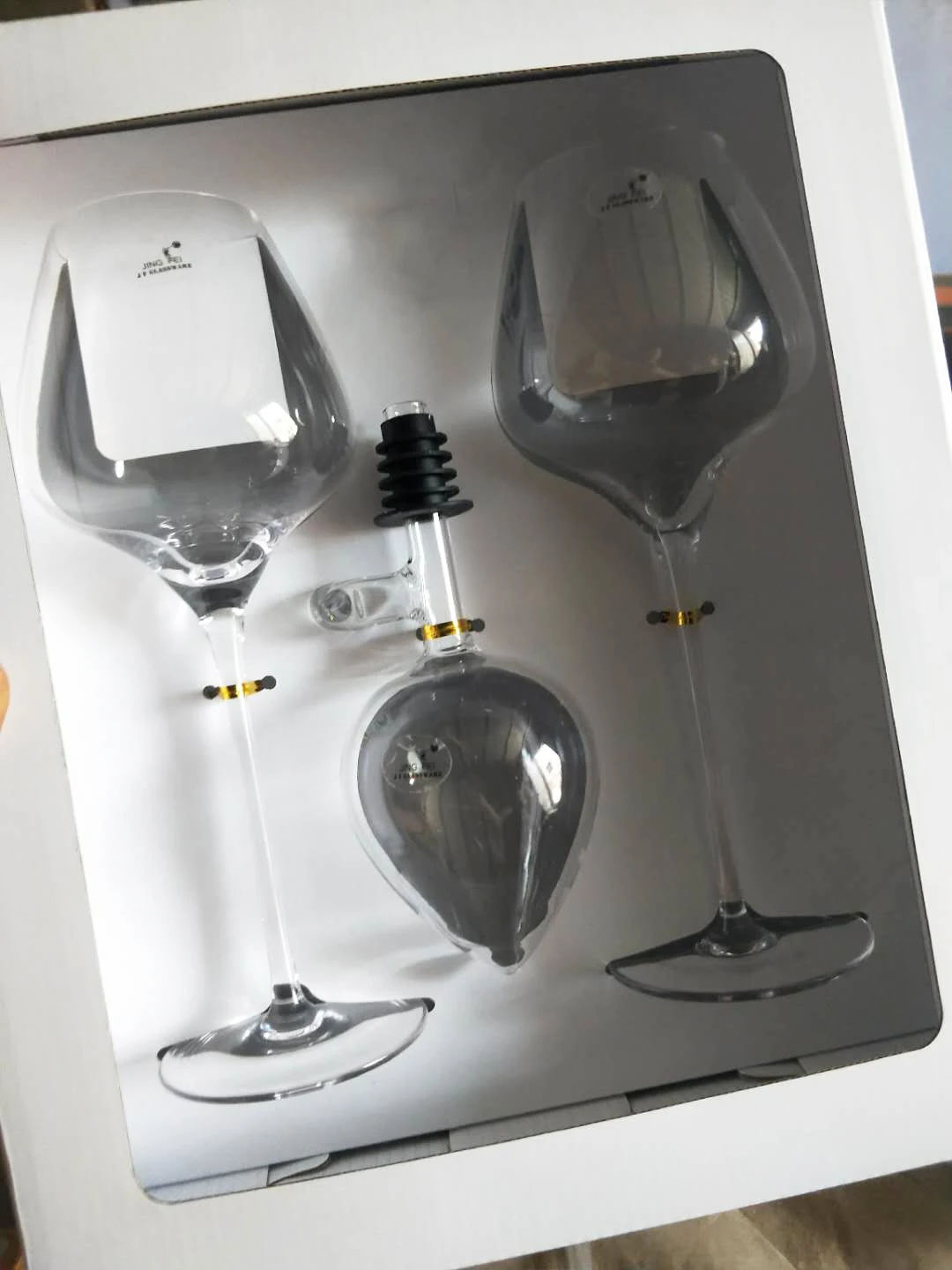 2018 Heart Shaped Wine Decanter Wine Aerator With Wine Glasses Set