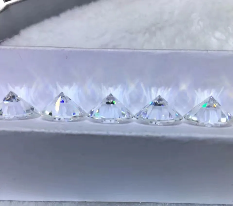 

VVS Clarity Synthetic Moissanite Diamond Loose Moissanite Engagement Ring