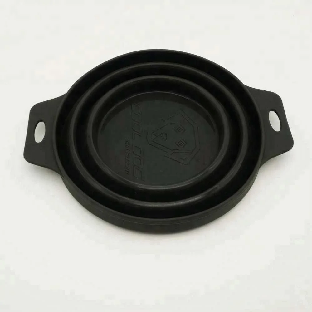 Silicone-dog-feeding-collapsible-bowl-with-lid.jpg
