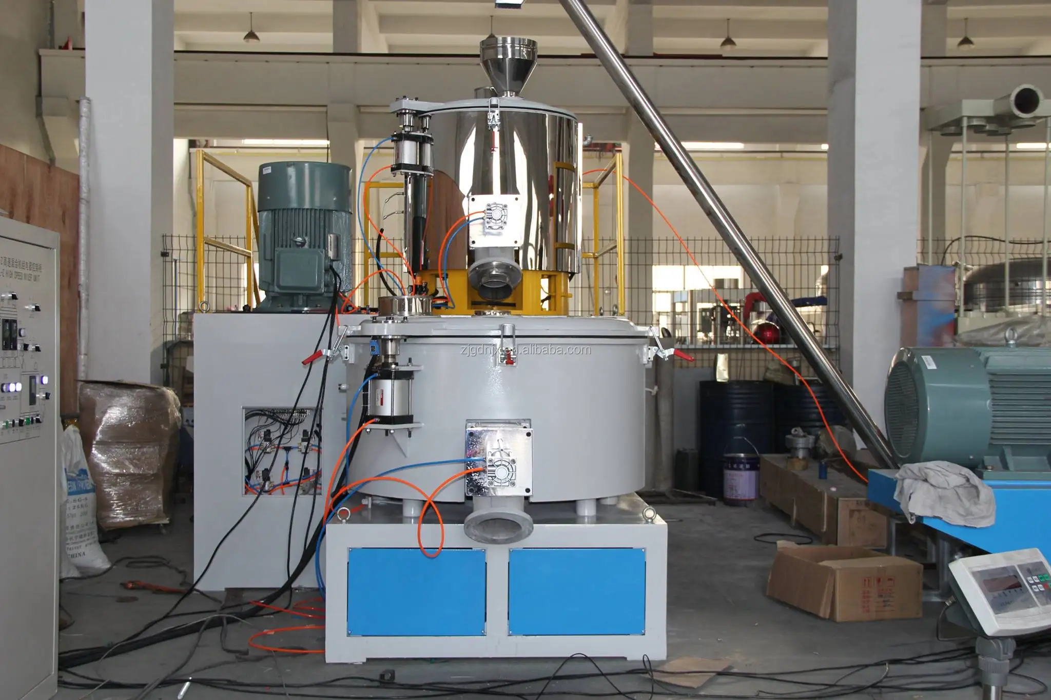 New Product Automatic Raw Material Plastics Pvc Vertical Mixing Unit