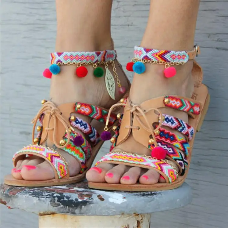 Sandalias con pompones/pompom sandals/POMPOM SANDALS/ greek sandals/ Sandalias planas/ handmade sandals/ sandals/ sandalias griegas/ pompoms Zapatos Zapatos para mujer Sandalias Sandalias en T 