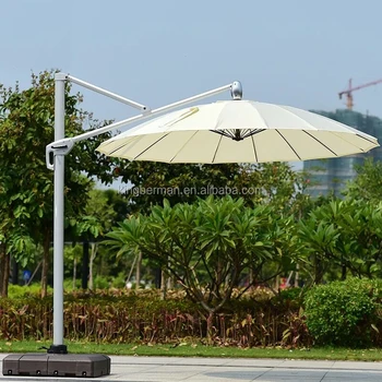 round beach umbrella