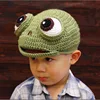 Fashion design green knitted frog hat for baby