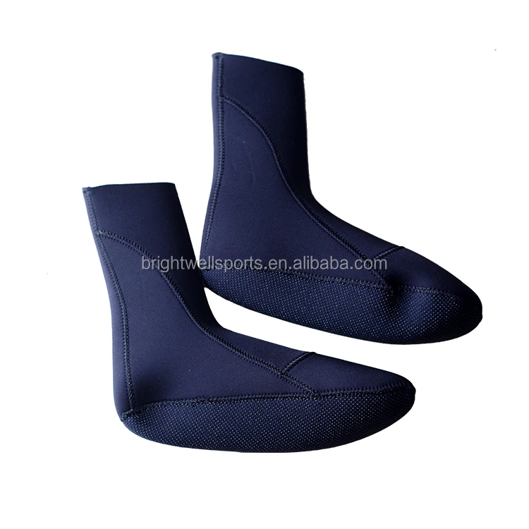 neoprene diving socks.jpg