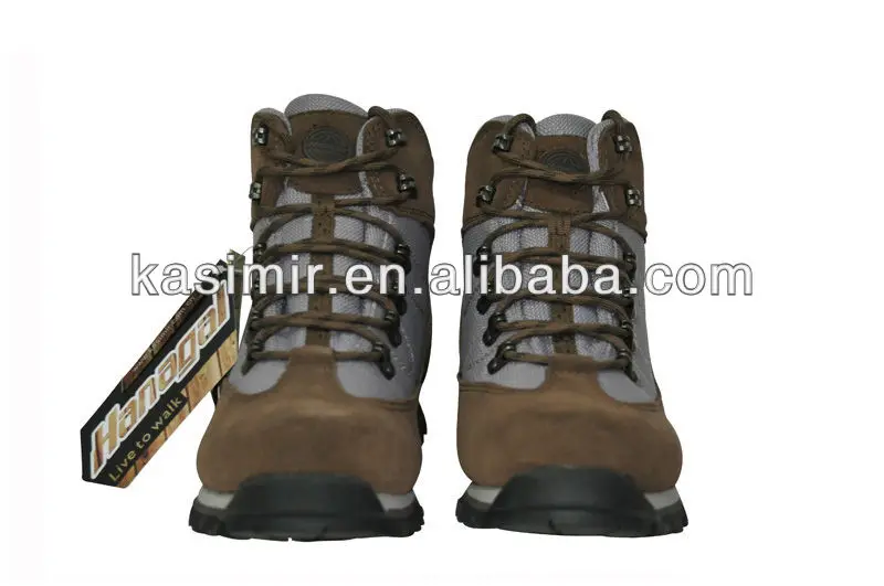 12898024-toebrown.jpg