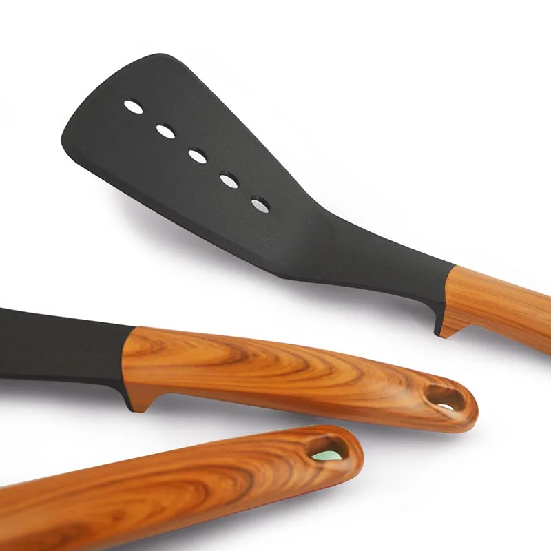 11 Nylon Kitchen Utensils
