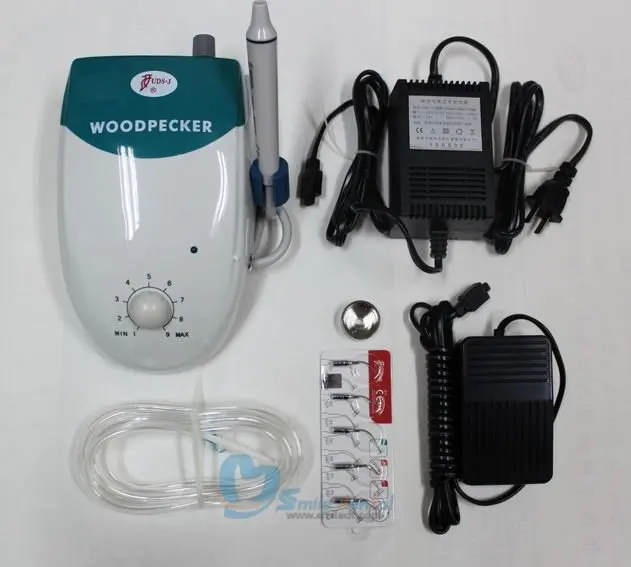 Easy operate ultrasonic scaler with sealed handpiece handpiece