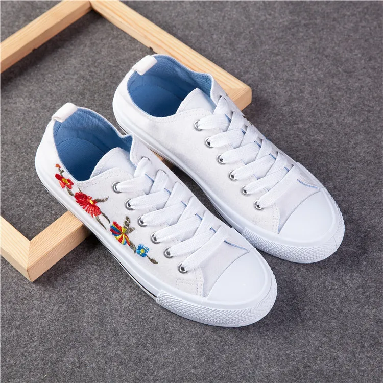 

White Canvas Upper Material EVA Insole Women Wholesale Casual Shoes