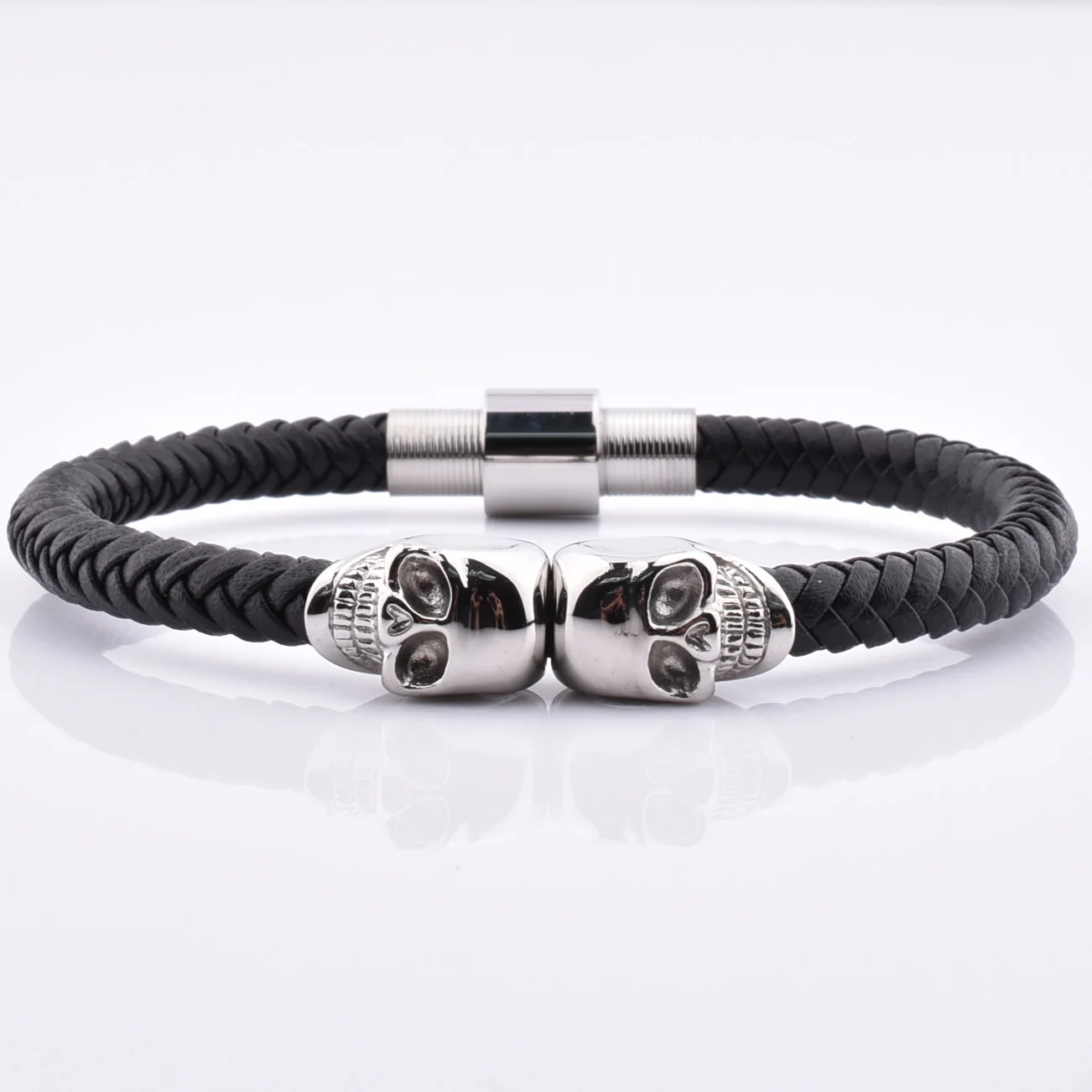 

High Quality Magnet Clasp Skull Black Genuine Leather Bracelets for Men