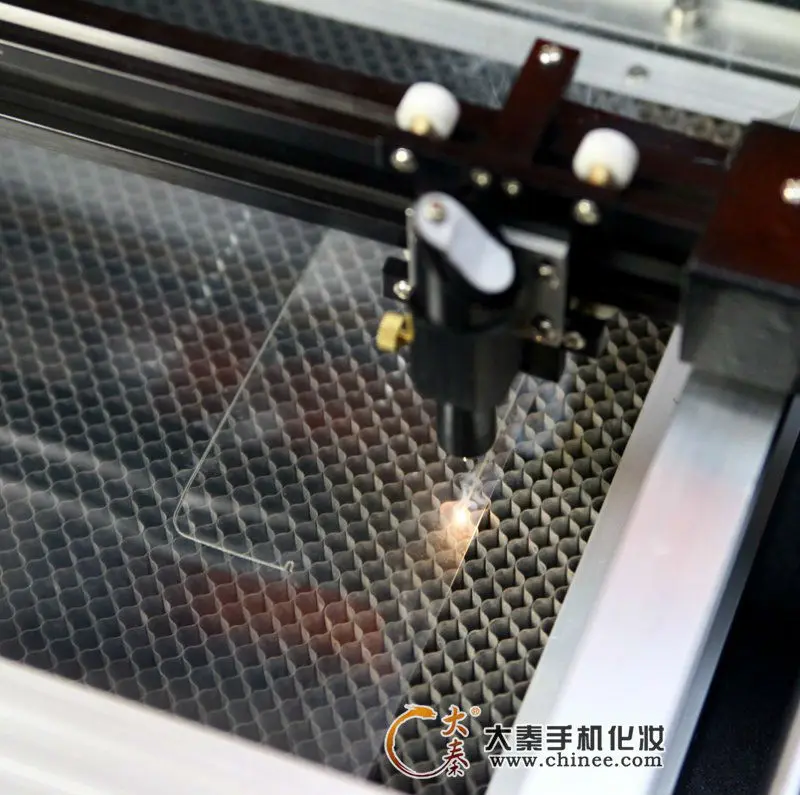 High Speed Top Quality Screen Protector Cutting Laser Machine For