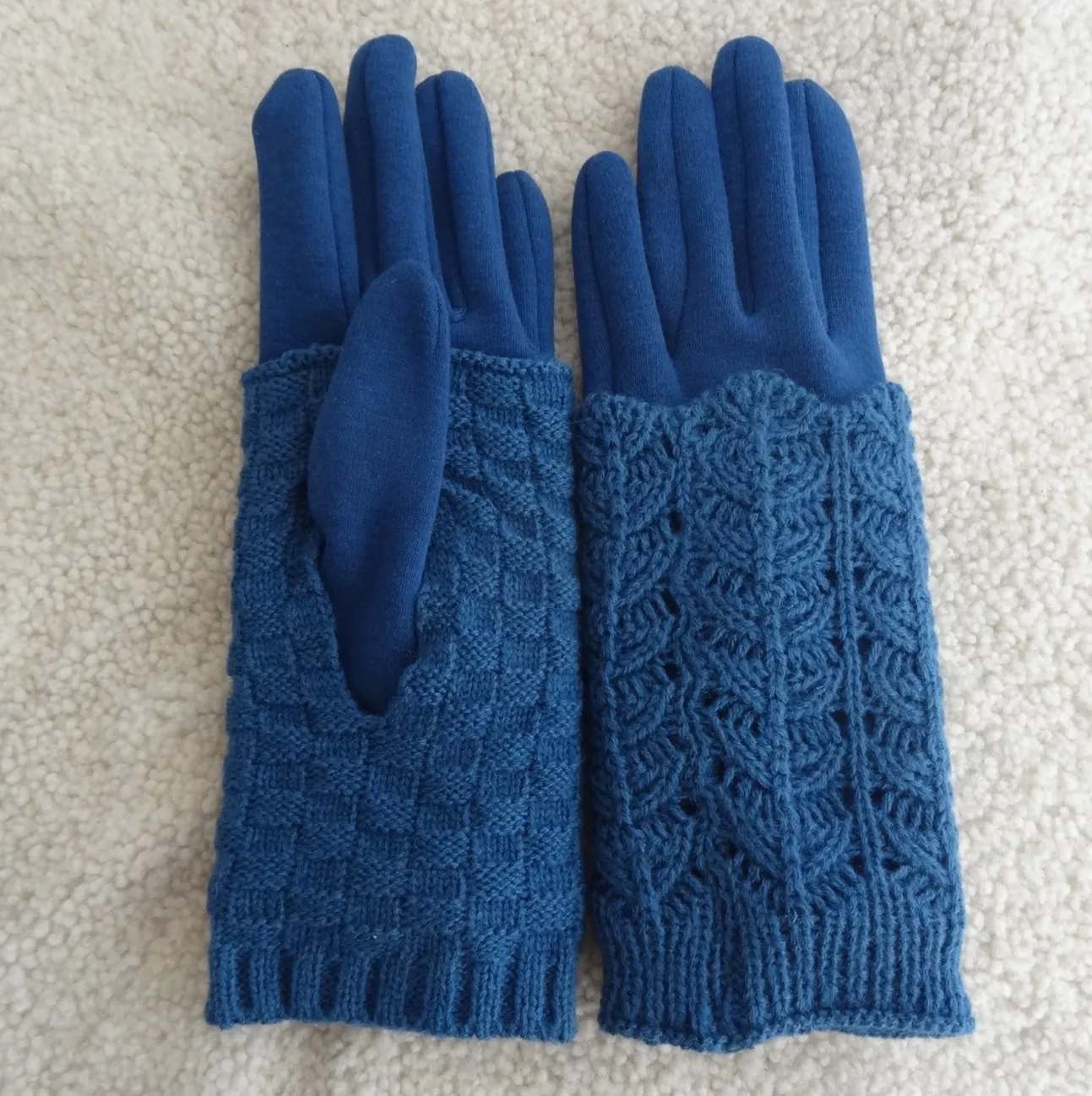 热卖廉价经典女性冬季针织手套