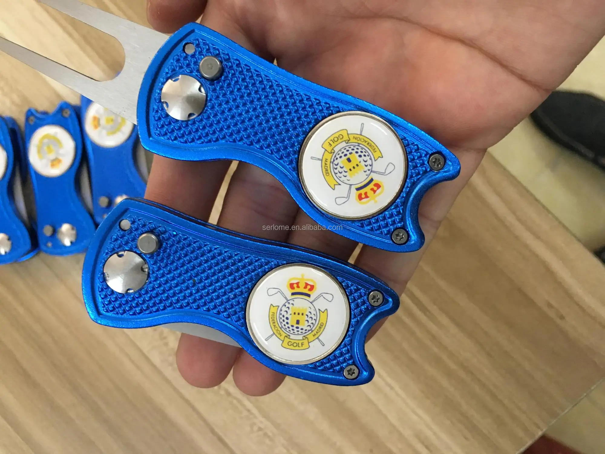 blue divot tool (4).jpg