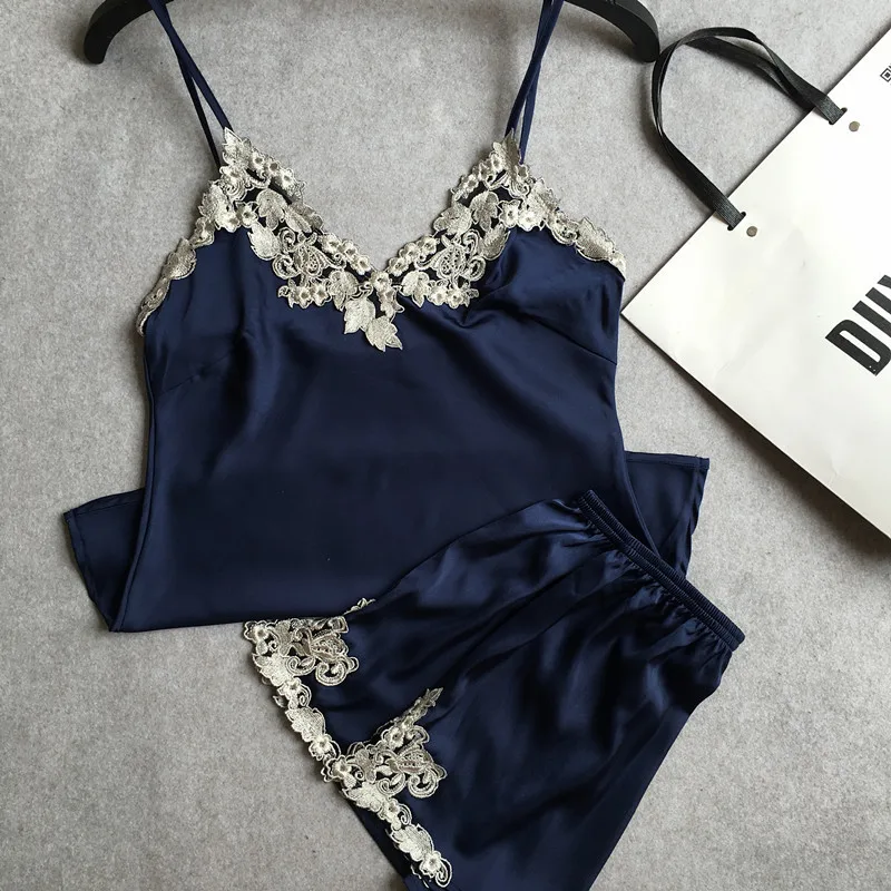 

Low Moq Plus Size Sexy Floral Lace Silk Sleepwear 2 Pcs Woman Pajamas