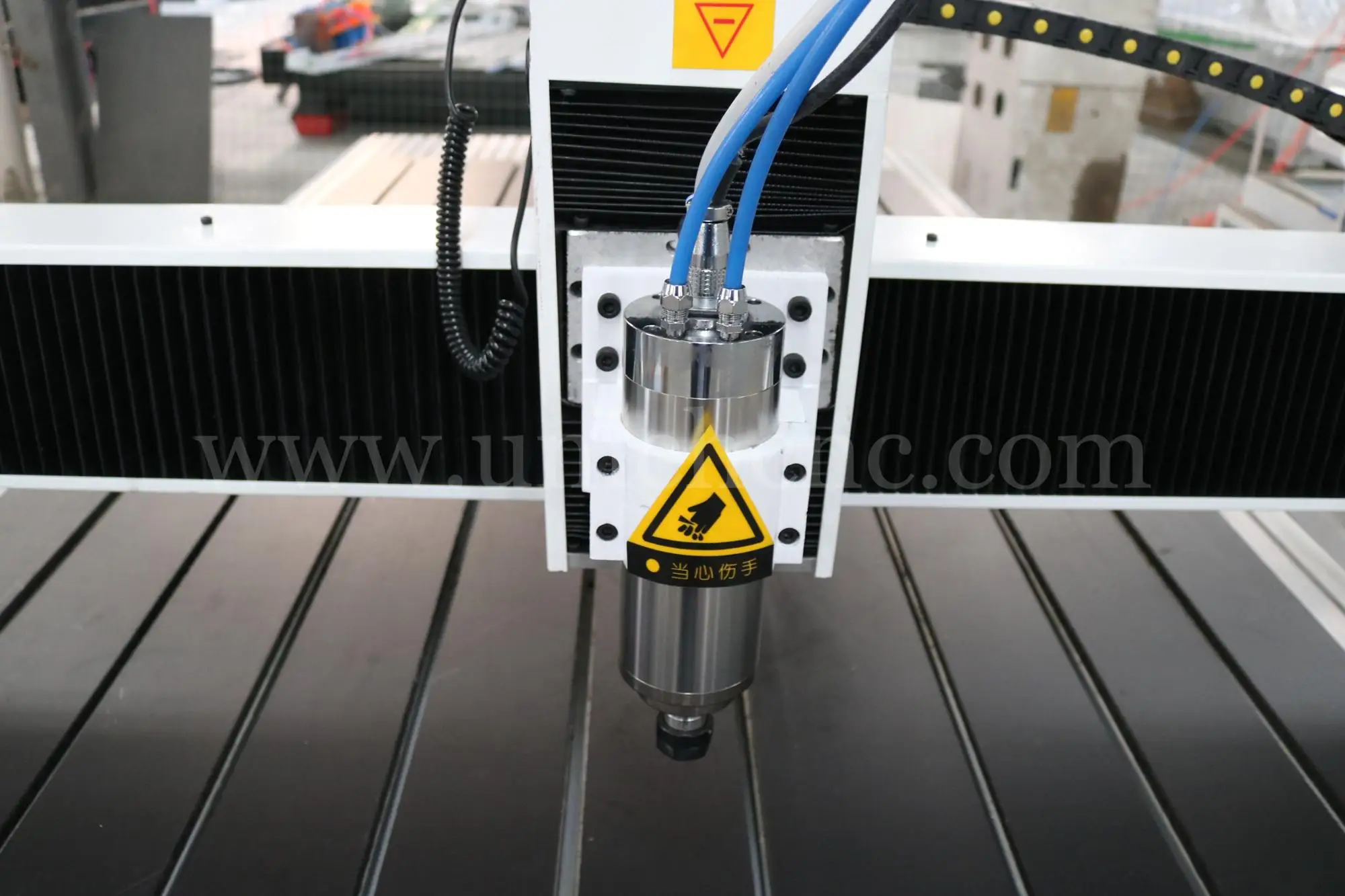 Famous cnc granite cutting router machine price wood