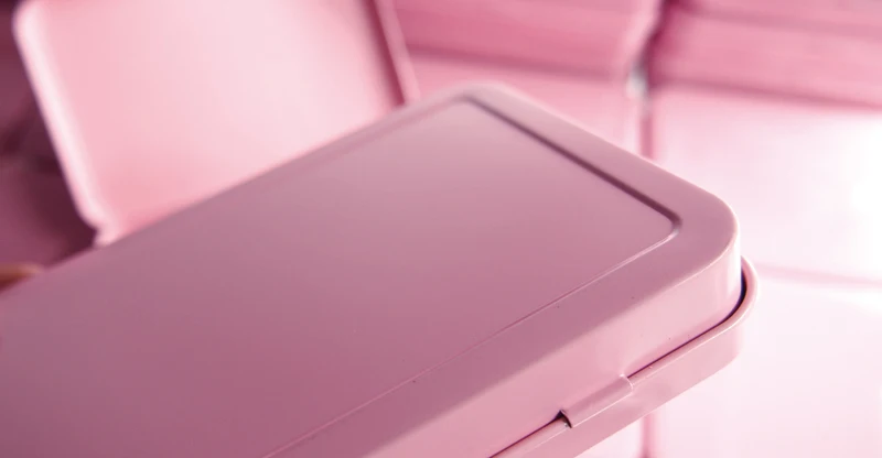 
pink metal case cosmetic packing box promotional gift tin box water color box eye shadow metal case 
