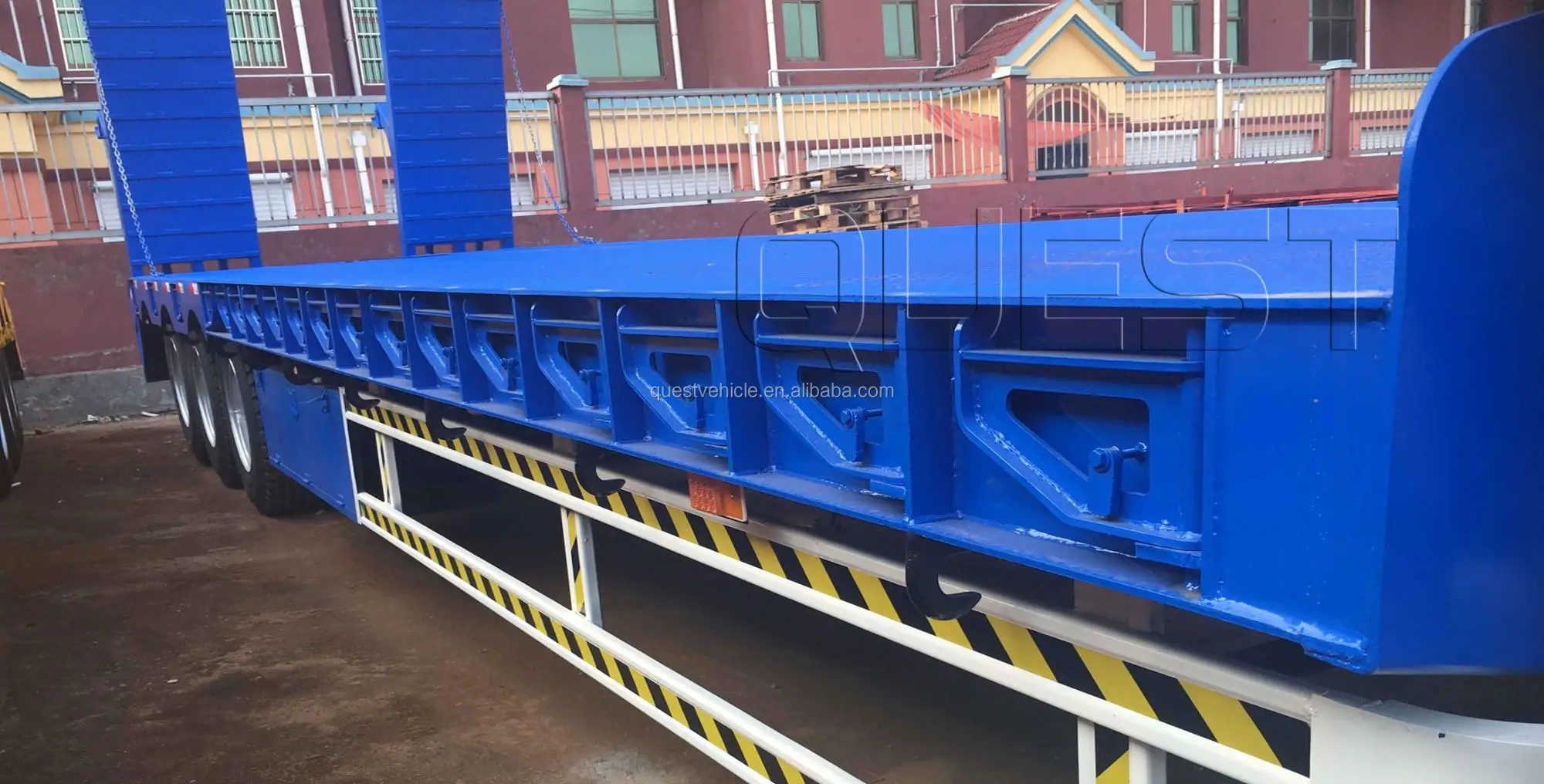 low bed trailer