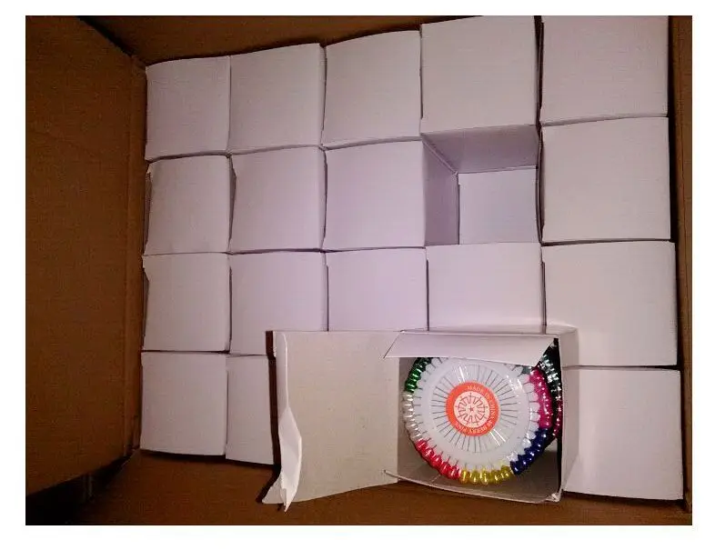 pearl head pin box _.jpg