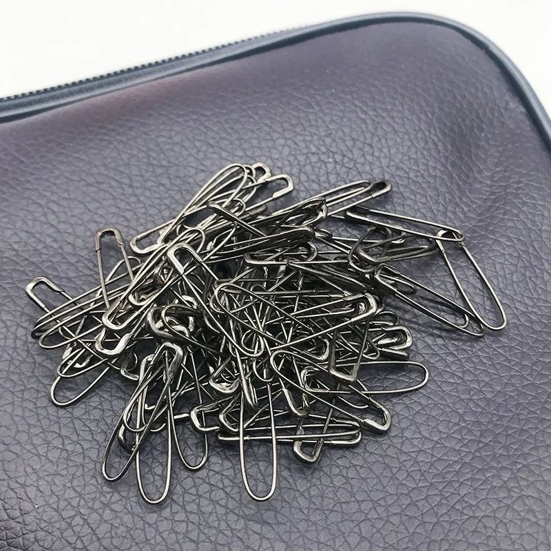 U shape safety pin.jpg