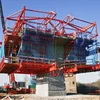 Segmental pouring construction use many times safe secure form traveler