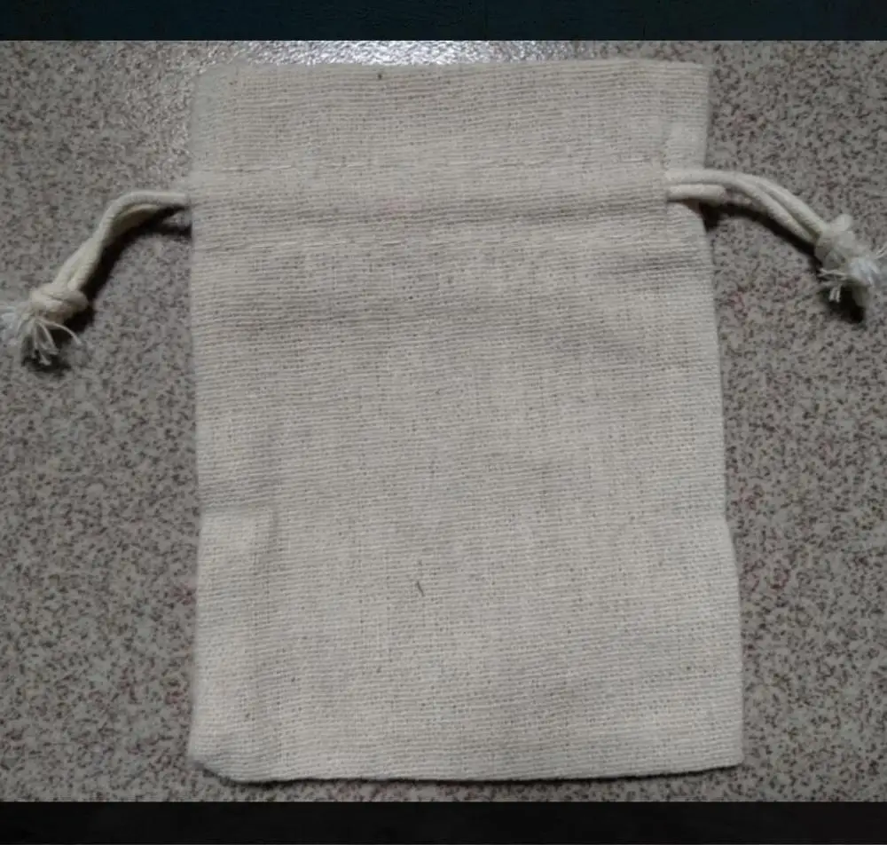 

CBRL custom 10*13cm jute jewelry gift pouch linen drawstring jewelry packaging and storage bag, N/a