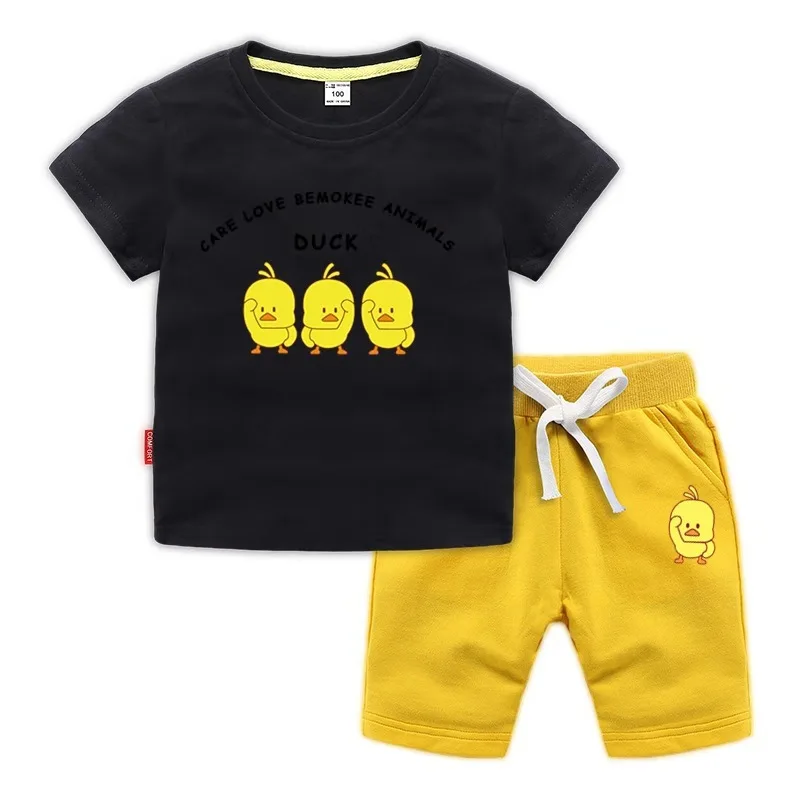 

Shaking network red baby small yellow duck clothes suit yellow duckling kids summer clothing T-shirt short-sleeved shorts suit