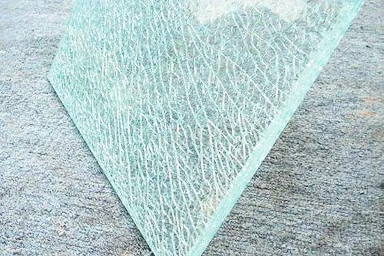 Tempered 1 inch thick laminated glass with high safety