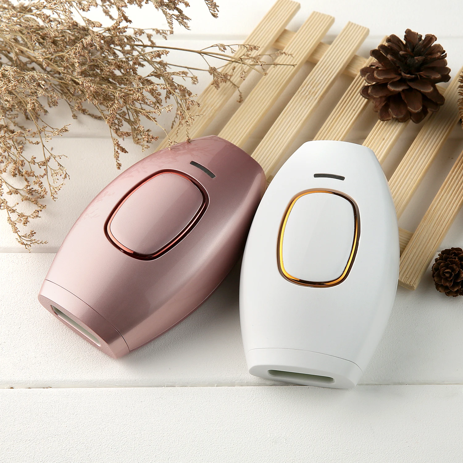 2019 Latest Mini portable home IPL hair removal skin rejuvenation handset IPL hair removal machine