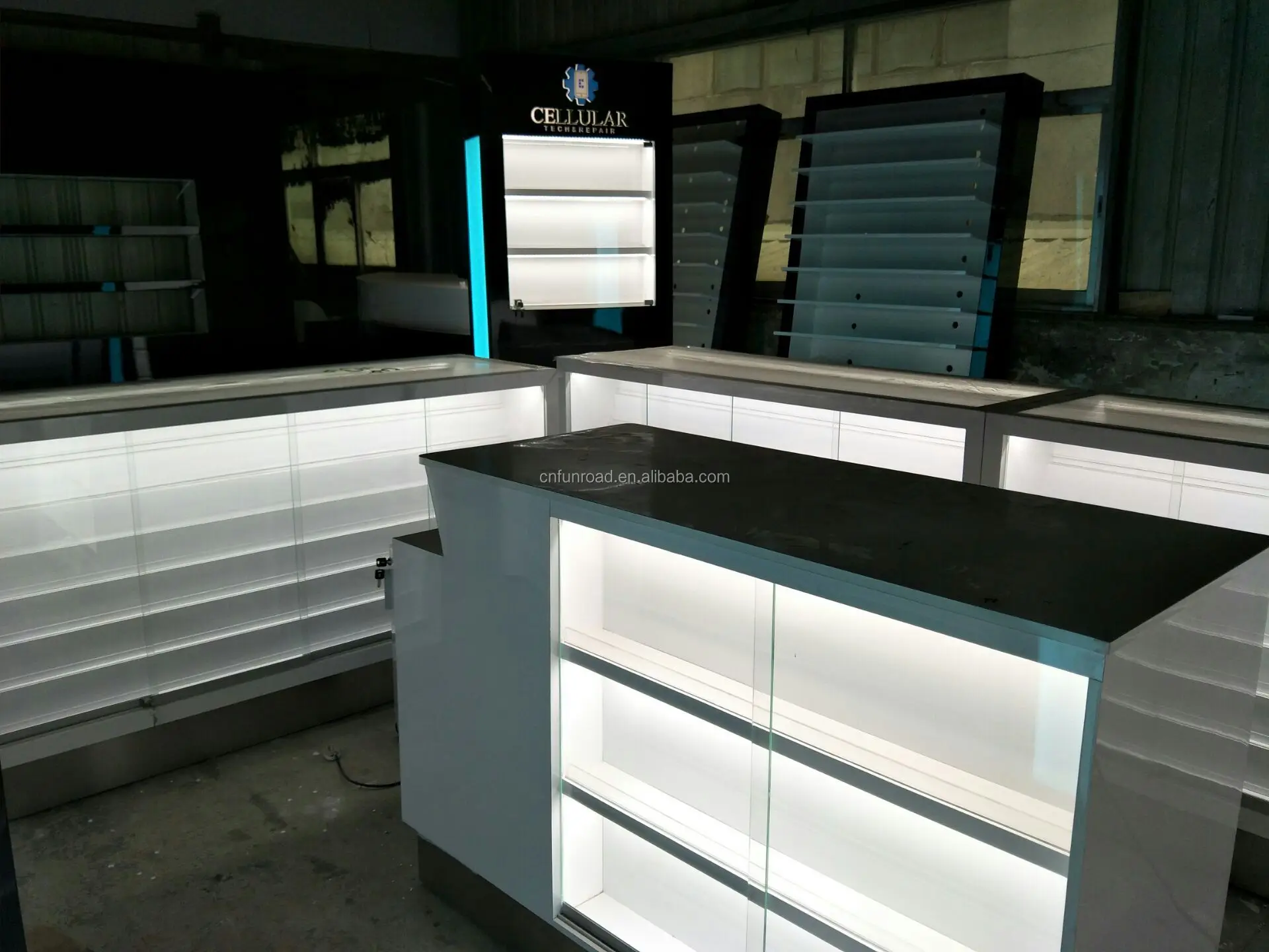 factory price cell phone charging station kiosk phone repair kiosk solar mobile phone charging accessories kiosk