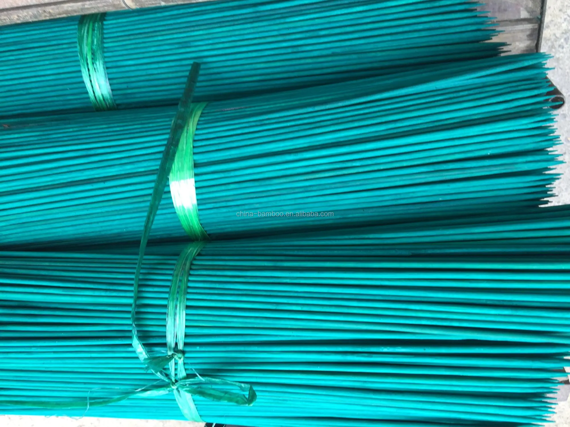 Cheap Price Dye Green Bamboo Flower Sticks With Wax For Support Flower