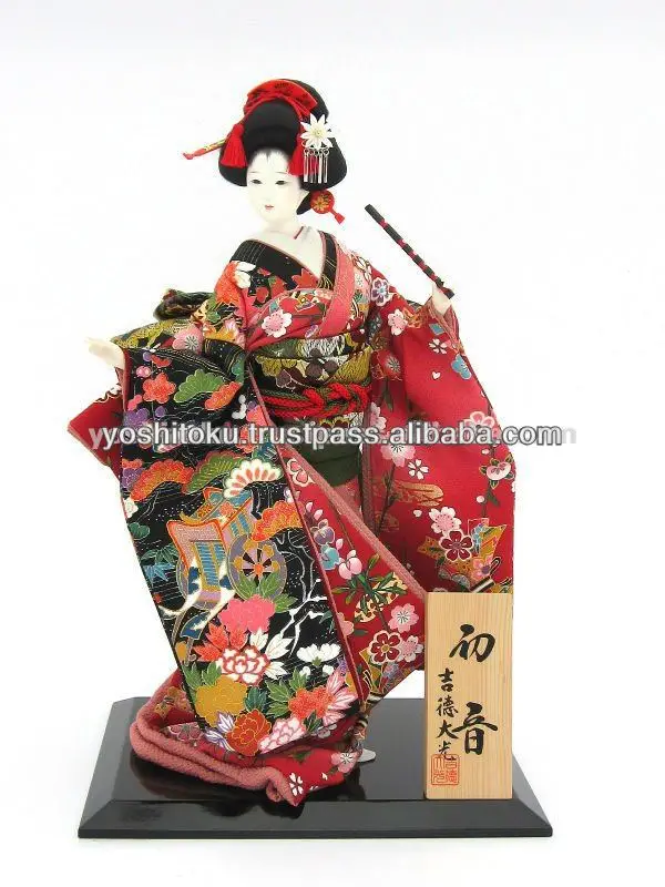 traditional japanese doll