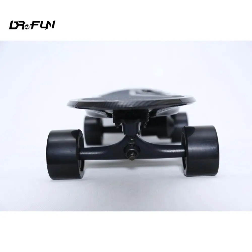 

35KM/H Offroad Mini Fish Electric Skateboard With Carbon Fiber Coating