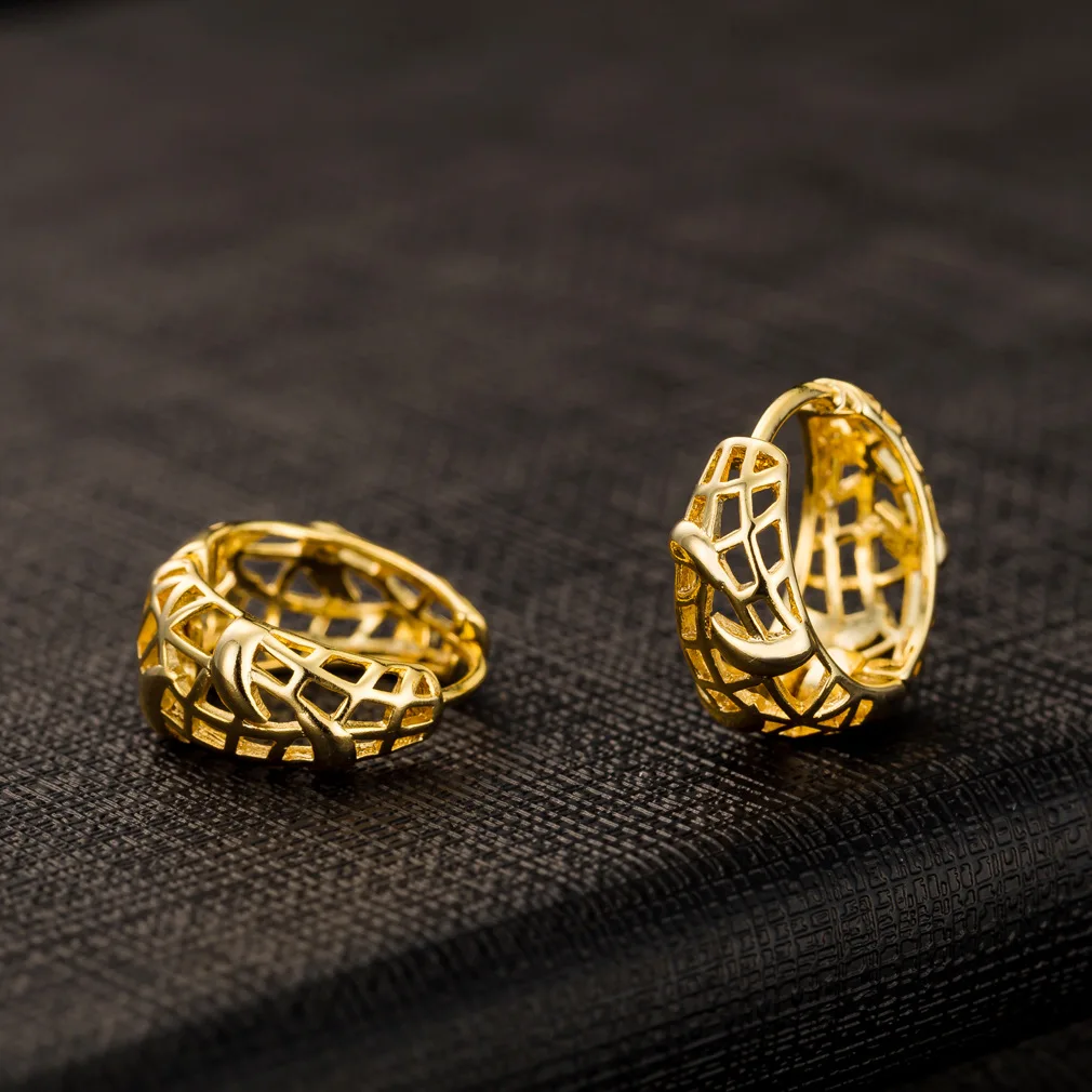 Newest Design Women Fashion Jewelry Retro 14K Gold Plated Hollow Huggie Hoop Earrings