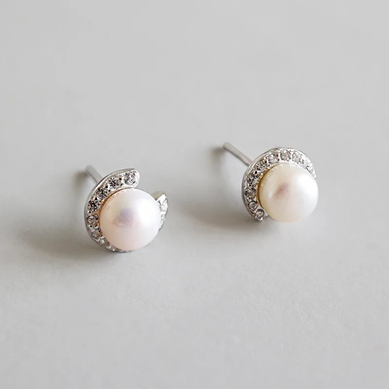 

Fancy Korean mirco AAA CZ stone Freshwater Pearl Stud Earrings 925