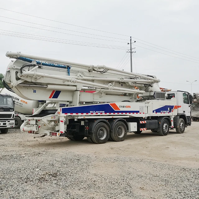 High Quality Zoomlion 47 50 52meter Used Truck Mounted Concrete Pump
