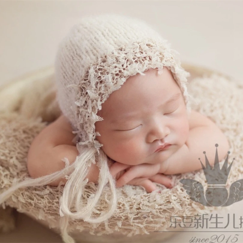 

Lace Photography Swaddle Blanket Crochet Baby girl Lace Pattern Bonnet and Wrap Pattern Cocoon Layer, Multiple
