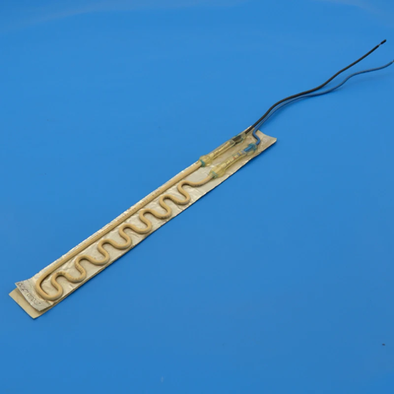 Refrigerator defrosting heater