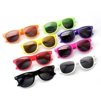 

2020fashion sun glasses UV400 Promotional Gifts plastic cheap plastic party sunglasses
