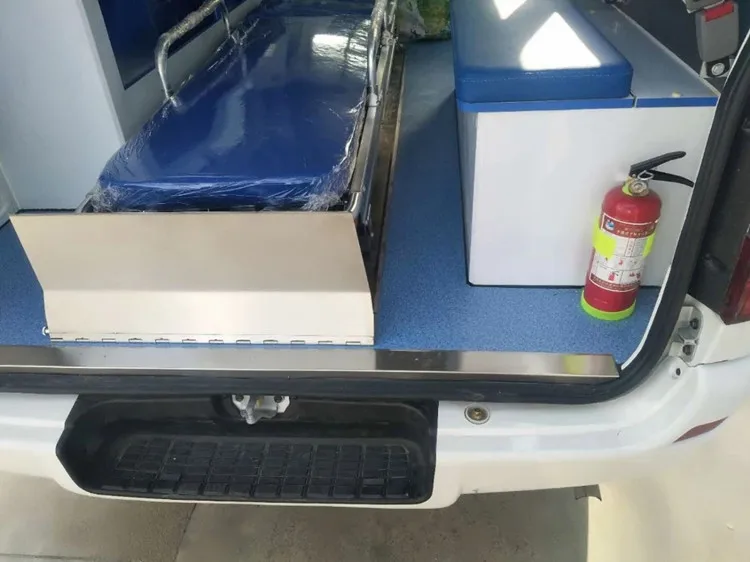 Blood Emergency Truck Mobile Clinic Vehicle