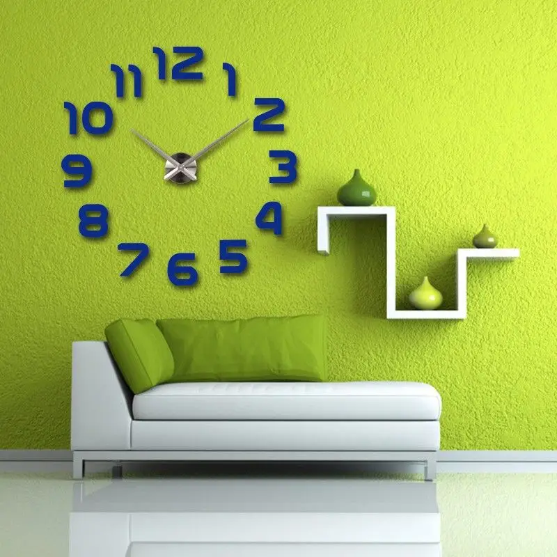 Часы настенные наклеиваются на стену
