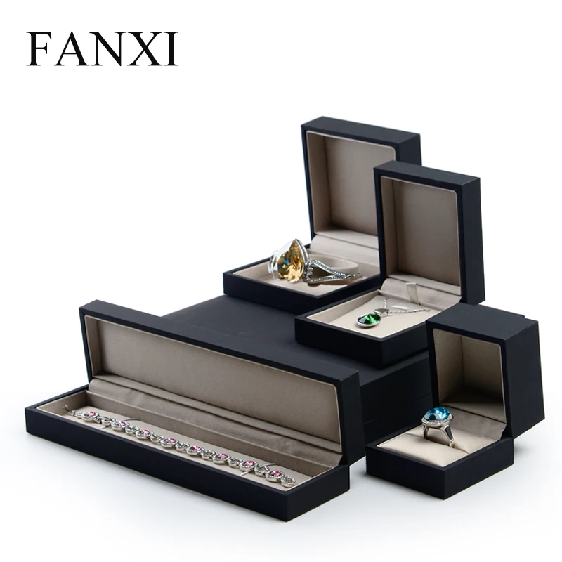 

FANXI Custom Leatherette Paper Jewellery packaging Boxes with silk insert For Necklace Bracelet Packing Black Jewelry Ring Box, N/a