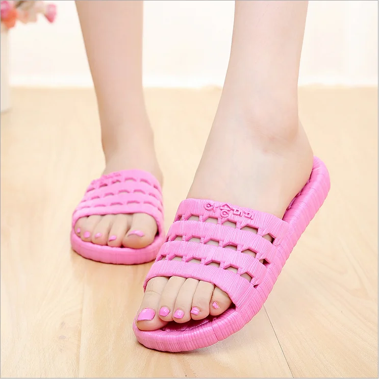 

Amazon Hot selling PVC Soft anti slip washing room slipper Indoor house slipper, Customized