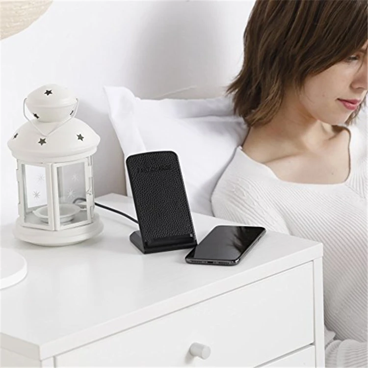 Most Favorable Unique Cell Phone Accessories Oem Wireless Charger Qi Fast Charging Wireless Charger Pad