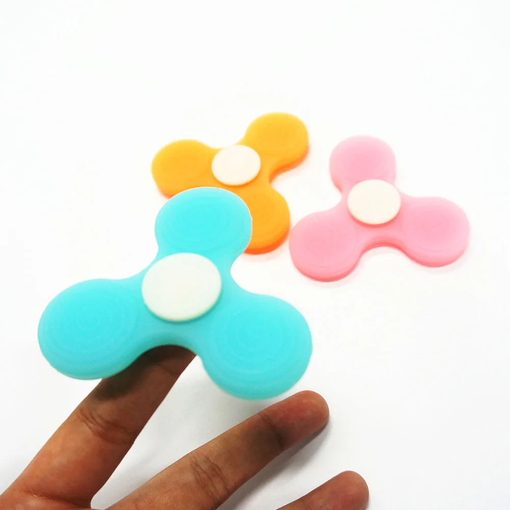 2017 Trending Toy Figet Spinner Hot Abs Plastic Fidget Hand Finger Toy ...