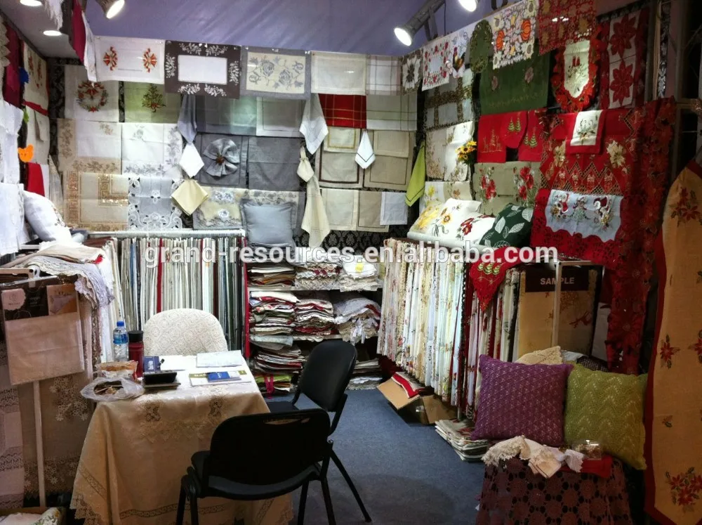 Soft Satin Fabric Red Embroidery Poppy Table Runner flower Tablecloth